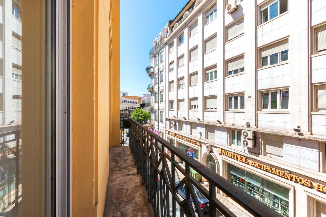 Bright City Center, 10M From Subway, 6 Rooms, Up To 20 Ppl Lisboa Екстериор снимка